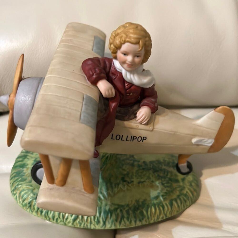 SHIRLEY TEMPLE CLASSIC BRIGHT EYES FIGURINE NOSTALGIA‎ COLLECTIBLES